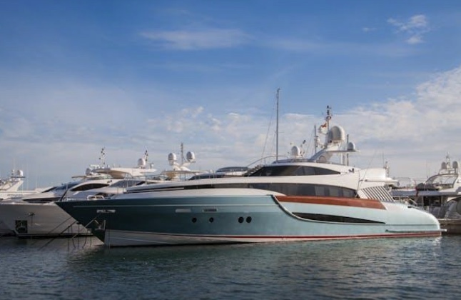 yacht companies in dubai