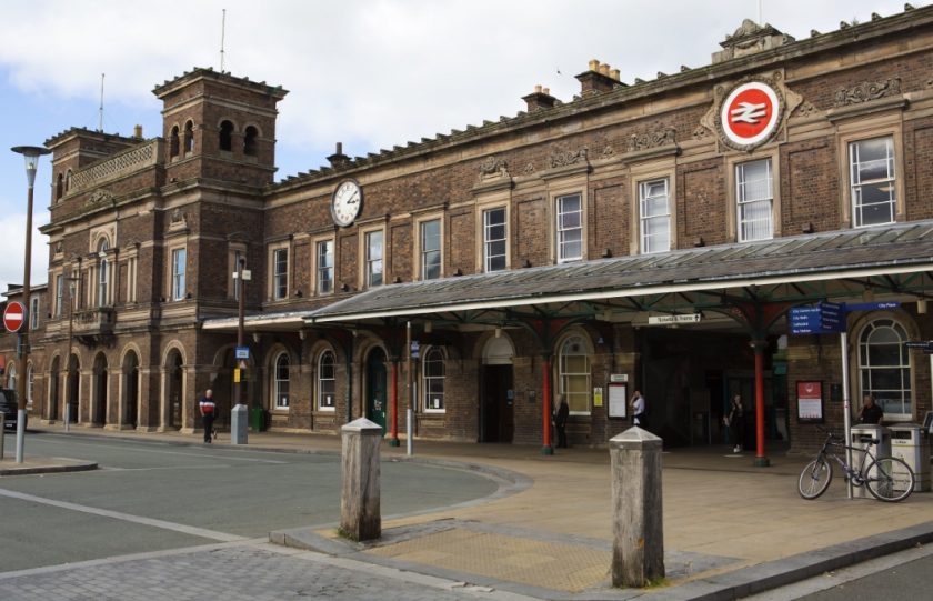 Lines reopen after major “security alert” at Chester Station – bus station also cordoned off